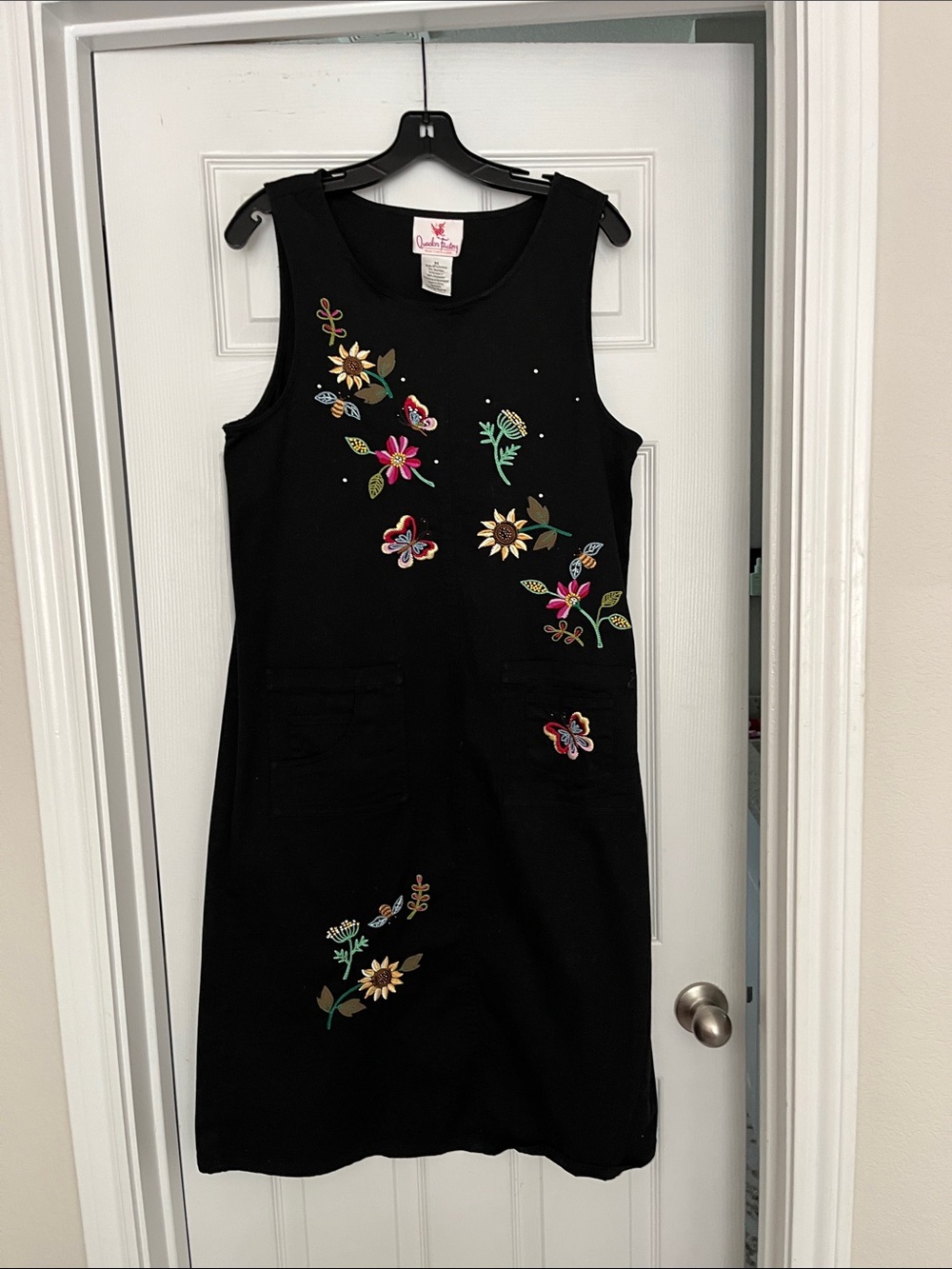 Quacker Factory Black Sleeveless Dress with Colorful Floral Embroidery